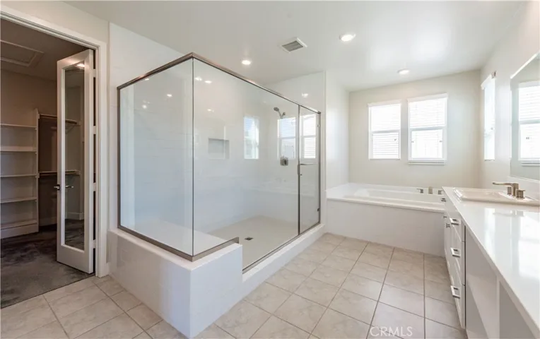 631 Cardona, Lake Forest, California 92630