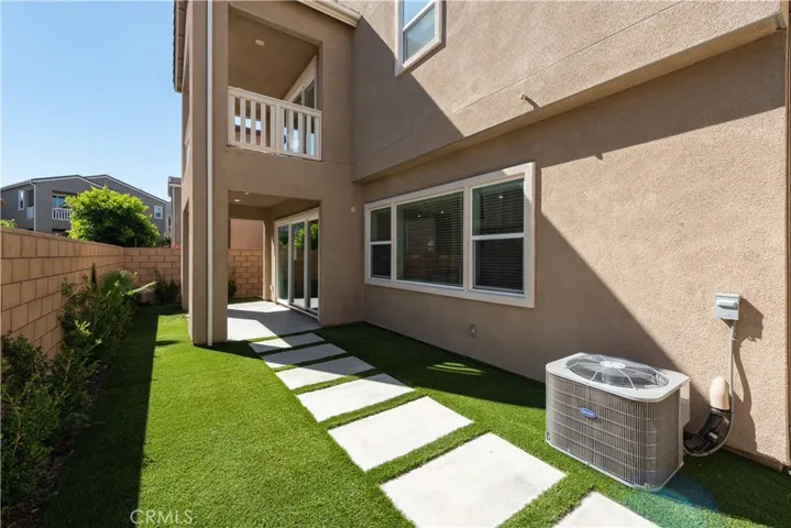 631 Cardona, Lake Forest, California 92630