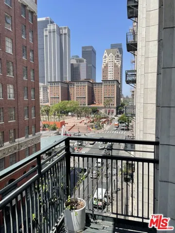 315 W 5th Street 908, Los Angeles, California 90013