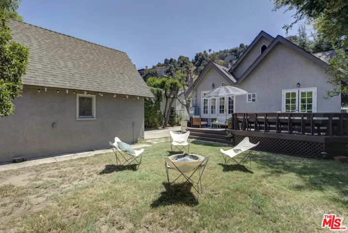 1579 Oak Grove Drive, Los Angeles, California 90041