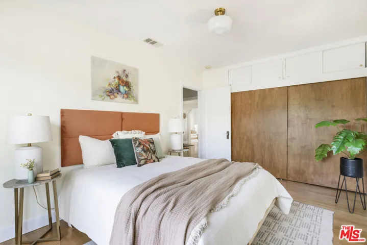 1579 Oak Grove Drive, Los Angeles, California 90041