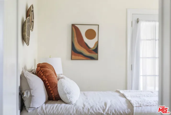 1579 Oak Grove Drive, Los Angeles, California 90041