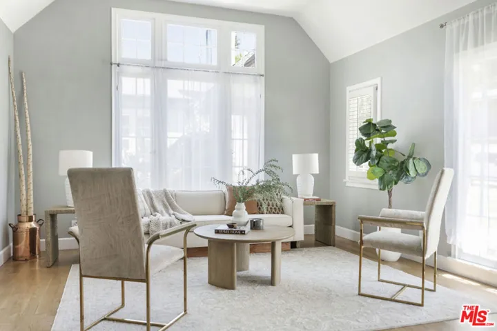 1579 Oak Grove Drive, Los Angeles, California 90041