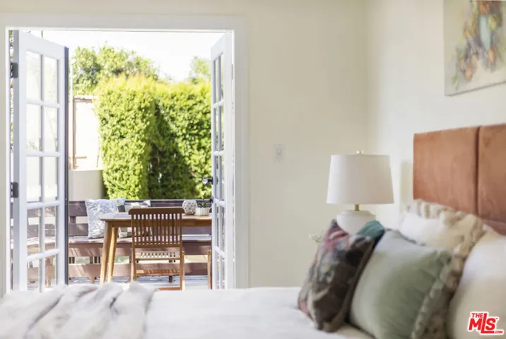 1579 Oak Grove Drive, Los Angeles, California 90041