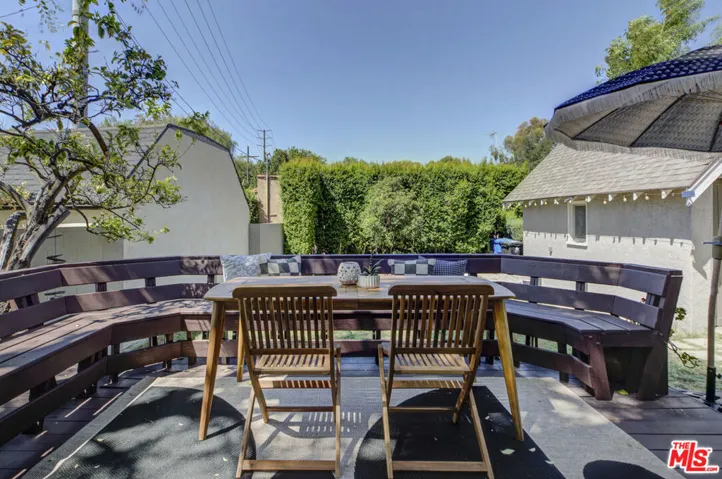 1579 Oak Grove Drive, Los Angeles, California 90041