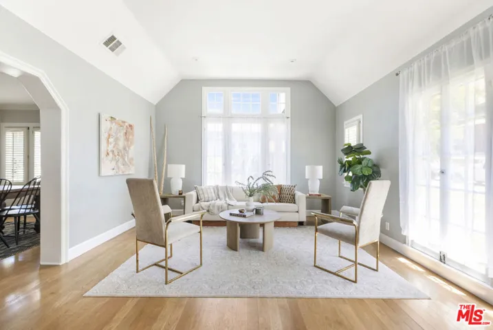 1579 Oak Grove Drive, Los Angeles, California 90041