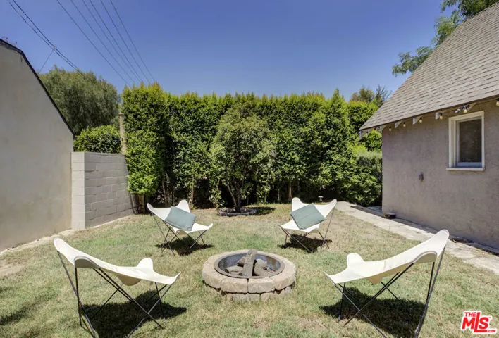 1579 Oak Grove Drive, Los Angeles, California 90041