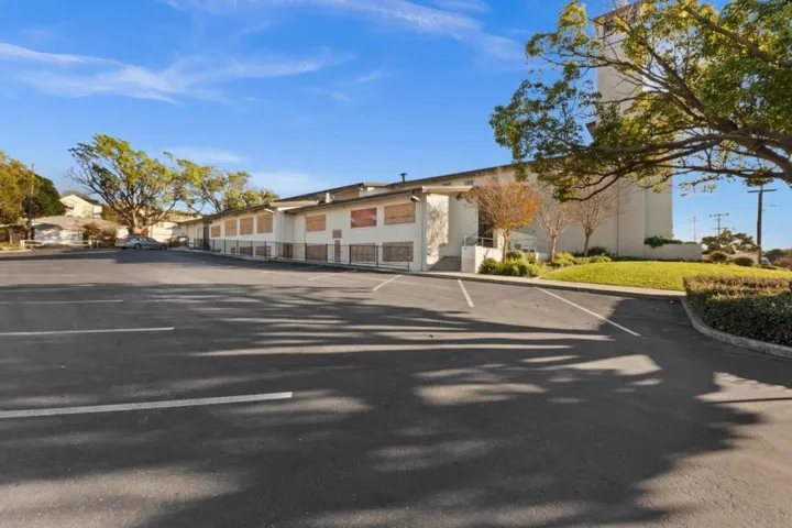 330 Carlston Street, Richmond, California 94805