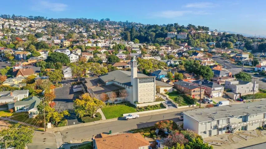330 Carlston Street, Richmond, California 94805