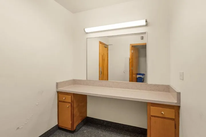 330 Carlston Street, Richmond, California 94805