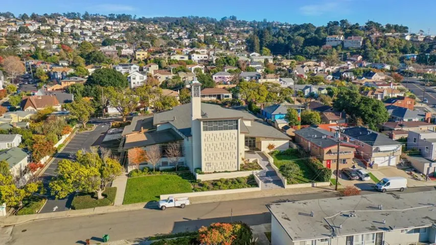 330 Carlston Street, Richmond, California 94805