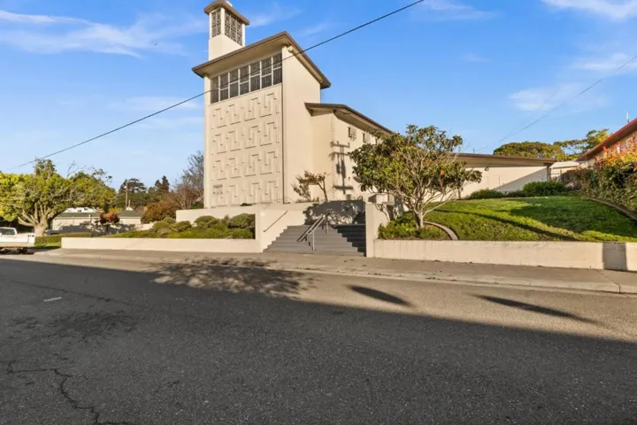 330 Carlston Street, Richmond, California 94805