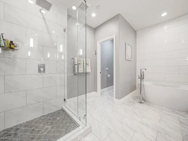 16 Talmont, Newport Coast, California 92657
