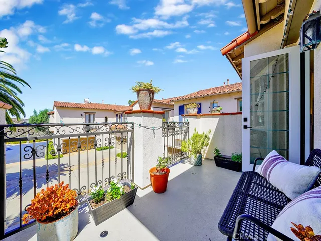 16 Talmont, Newport Coast, California 92657