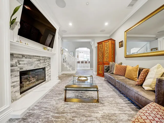 16 Talmont, Newport Coast, California 92657