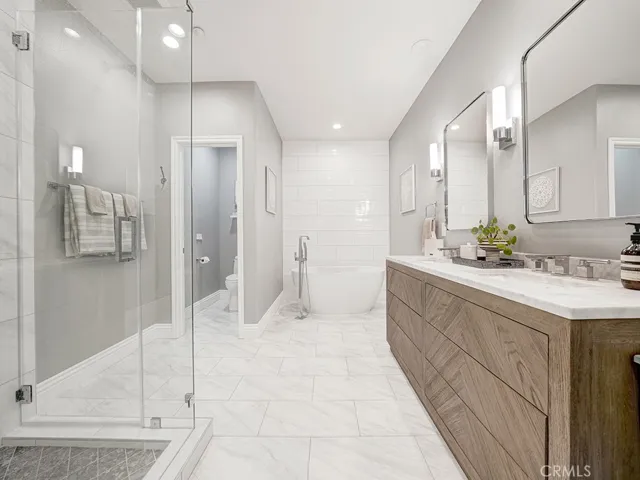 16 Talmont, Newport Coast, California 92657
