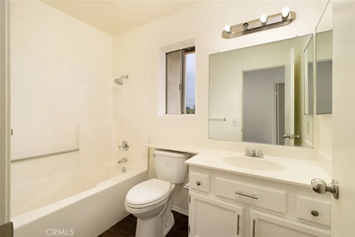 Secondary Bath