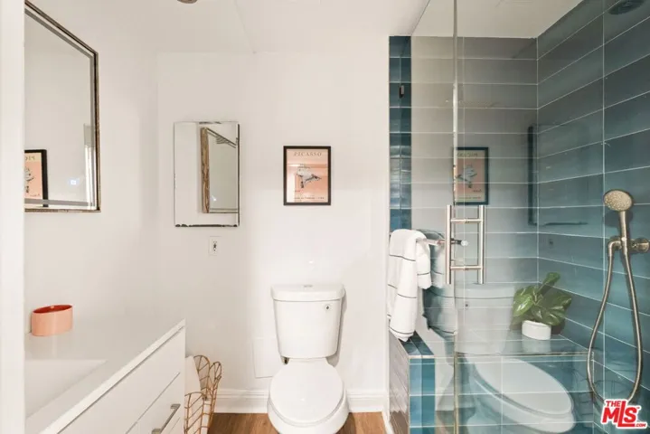 7250 Franklin Avenue 111, Los Angeles, California 90046