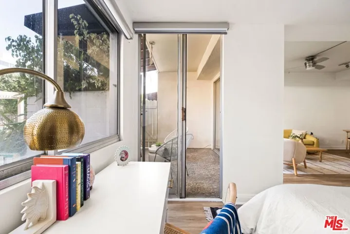 7250 Franklin Avenue 111, Los Angeles, California 90046