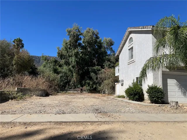 34667 Borchard Road L, Lake Elsinore, California 92530