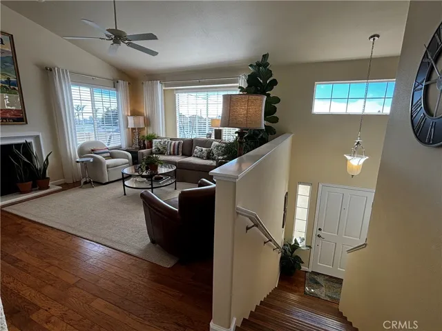 Living Rm