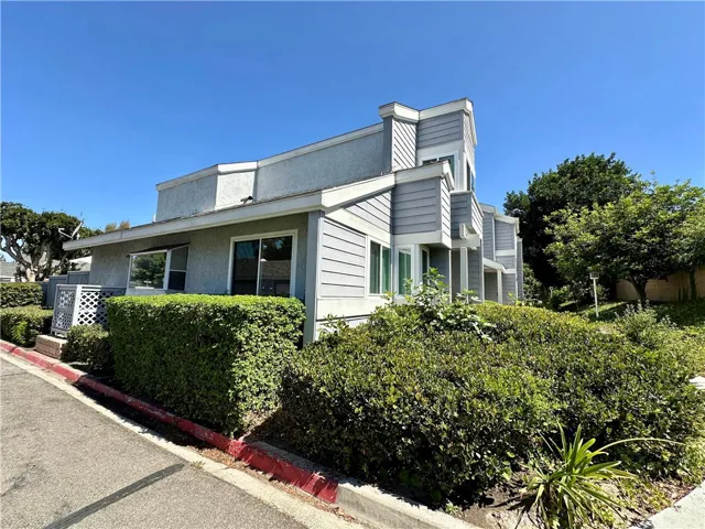13 Viento Drive, Irvine, California 92620