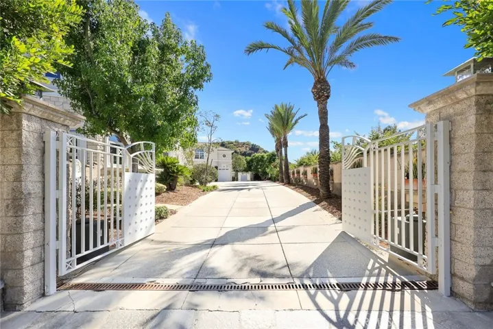 15406 E Skyline Drive, Hacienda Heights, California 91745