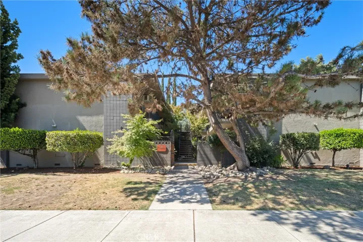890 E 9th Street, Chico, California 95928