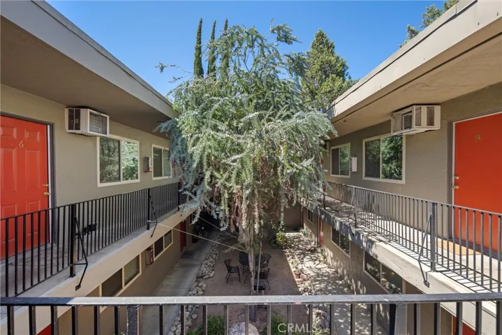 890 E 9th Street, Chico, California 95928