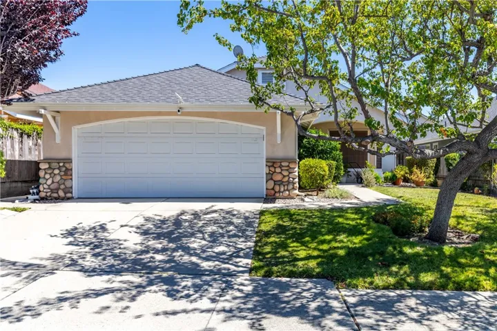 1165 Lexington Court, San Luis Obispo, California 93401