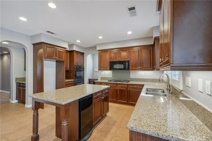 7961 Spaniel Court, Eastvale, California 92880