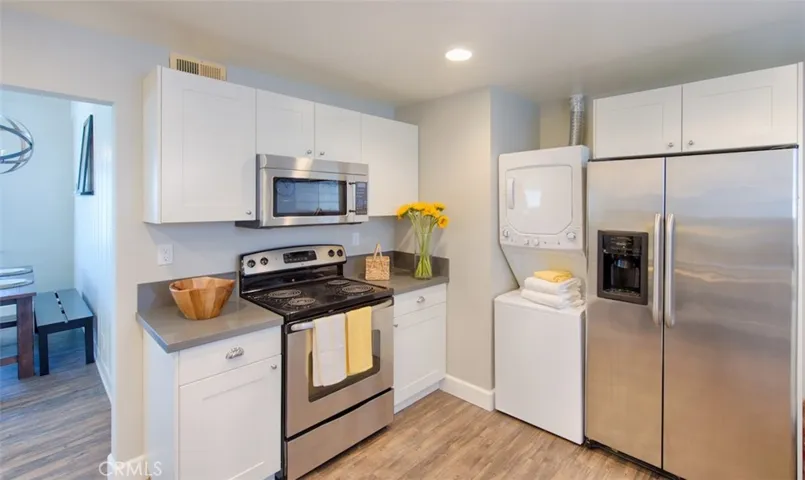 113 29th Street, Manhattan Beach, California 90266