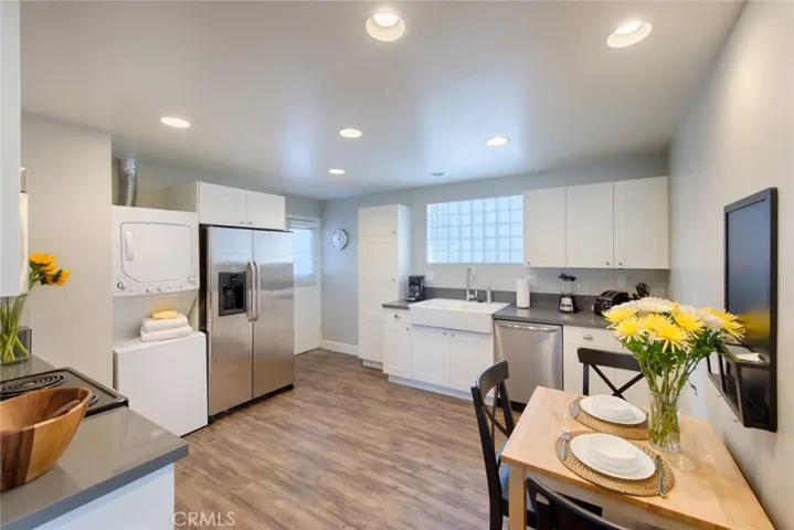 113 29th Street, Manhattan Beach, California 90266
