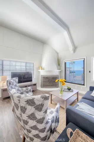 113 29th Street, Manhattan Beach, California 90266
