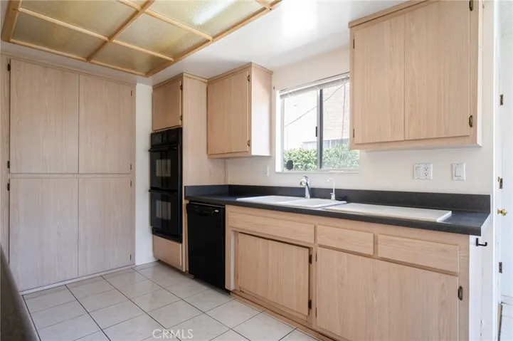 4461 Green Avenue, Los Alamitos, California 90720