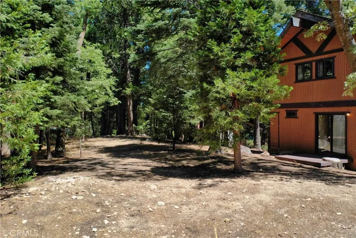 720 Pinnacle Drive, Lake Arrowhead, California 92352