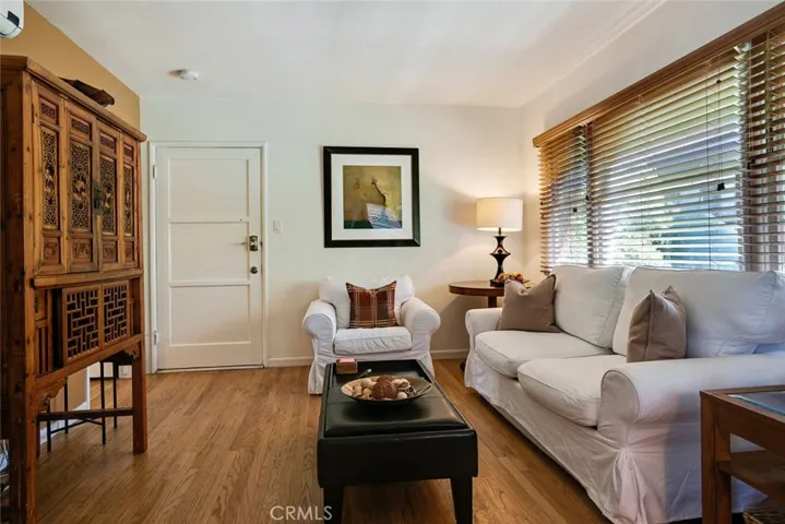 5029 Westpark Drive 5025, Valley Village, California 91601