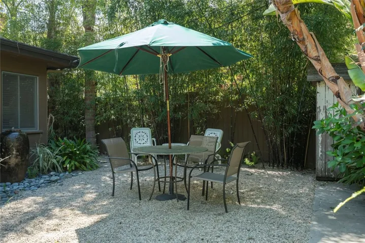 5029 Westpark Drive 5025, Valley Village, California 91601