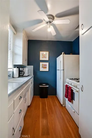 5029 Westpark Drive 5025, Valley Village, California 91601