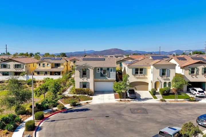 240 Reserve Court, San Marcos, California 92078