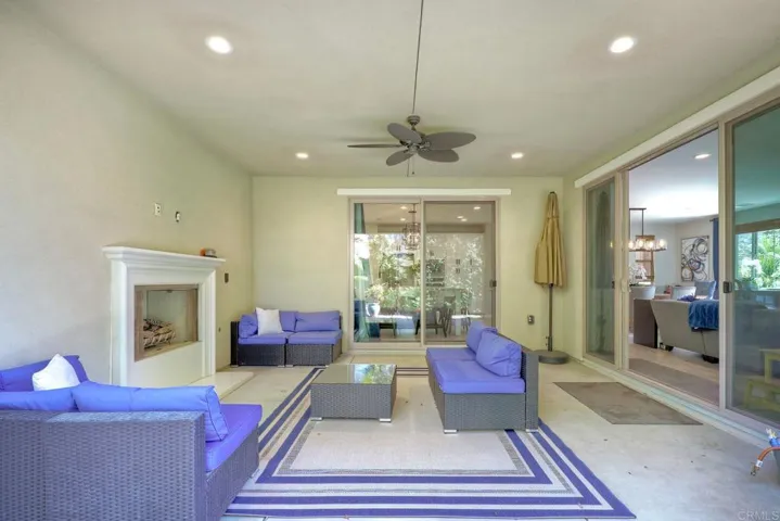 240 Reserve Court, San Marcos, California 92078