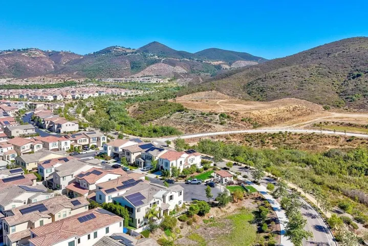 240 Reserve Court, San Marcos, California 92078