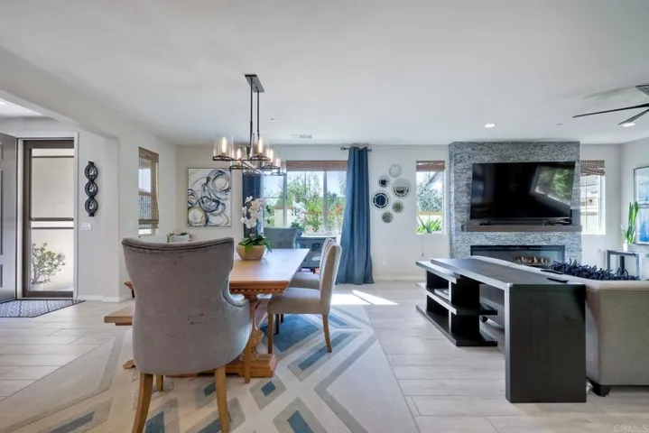 240 Reserve Court, San Marcos, California 92078