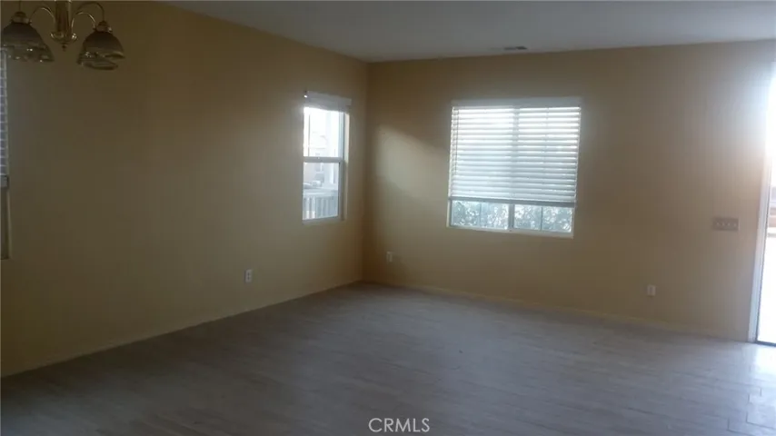 13251 La Crescenta Avenue, Hesperia, California 92344