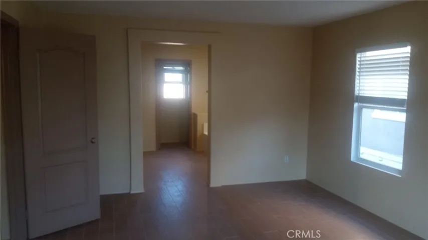 13251 La Crescenta Avenue, Hesperia, California 92344
