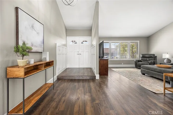 13075 Wickshire Lane, Tustin, California 92782