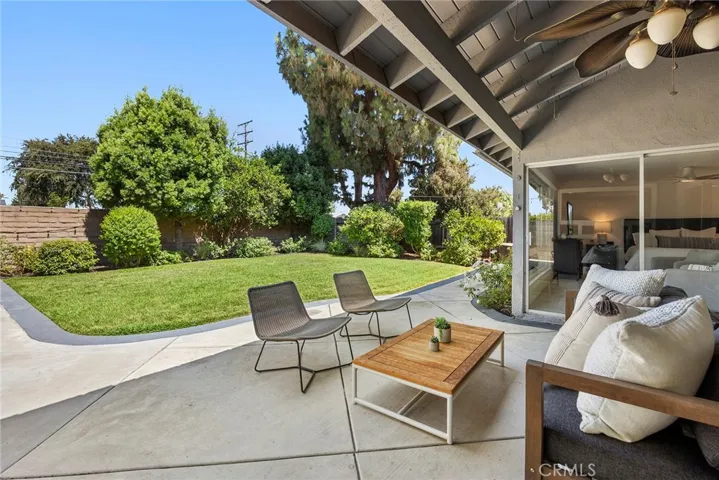13075 Wickshire Lane, Tustin, California 92782