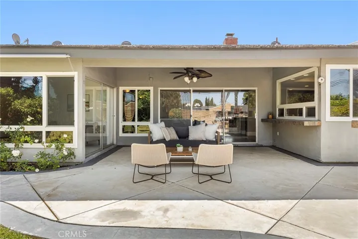 13075 Wickshire Lane, Tustin, California 92782