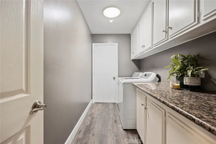 13075 Wickshire Lane, Tustin, California 92782