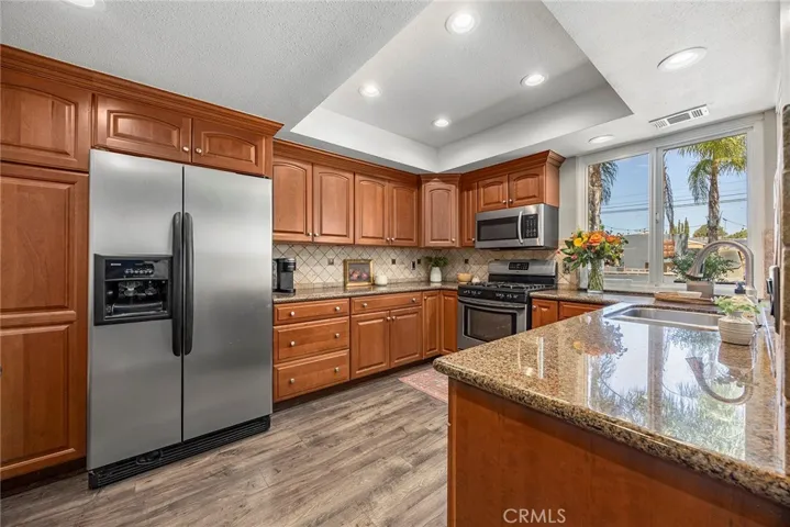 13075 Wickshire Lane, Tustin, California 92782